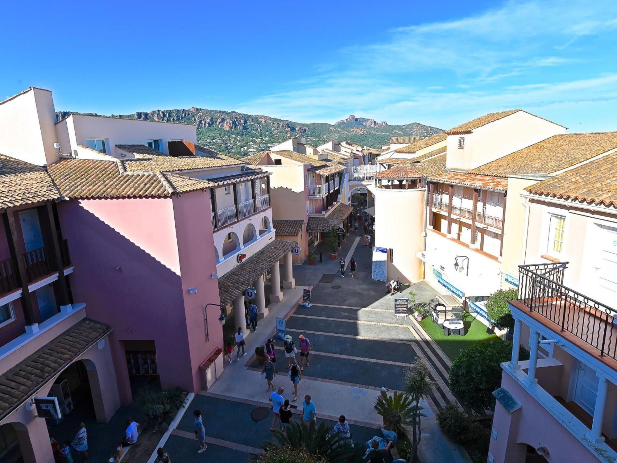 Apartment Village Cap Esterel - L'Esquinade-20 By Interhome Saint-Raphael  Exterior photo