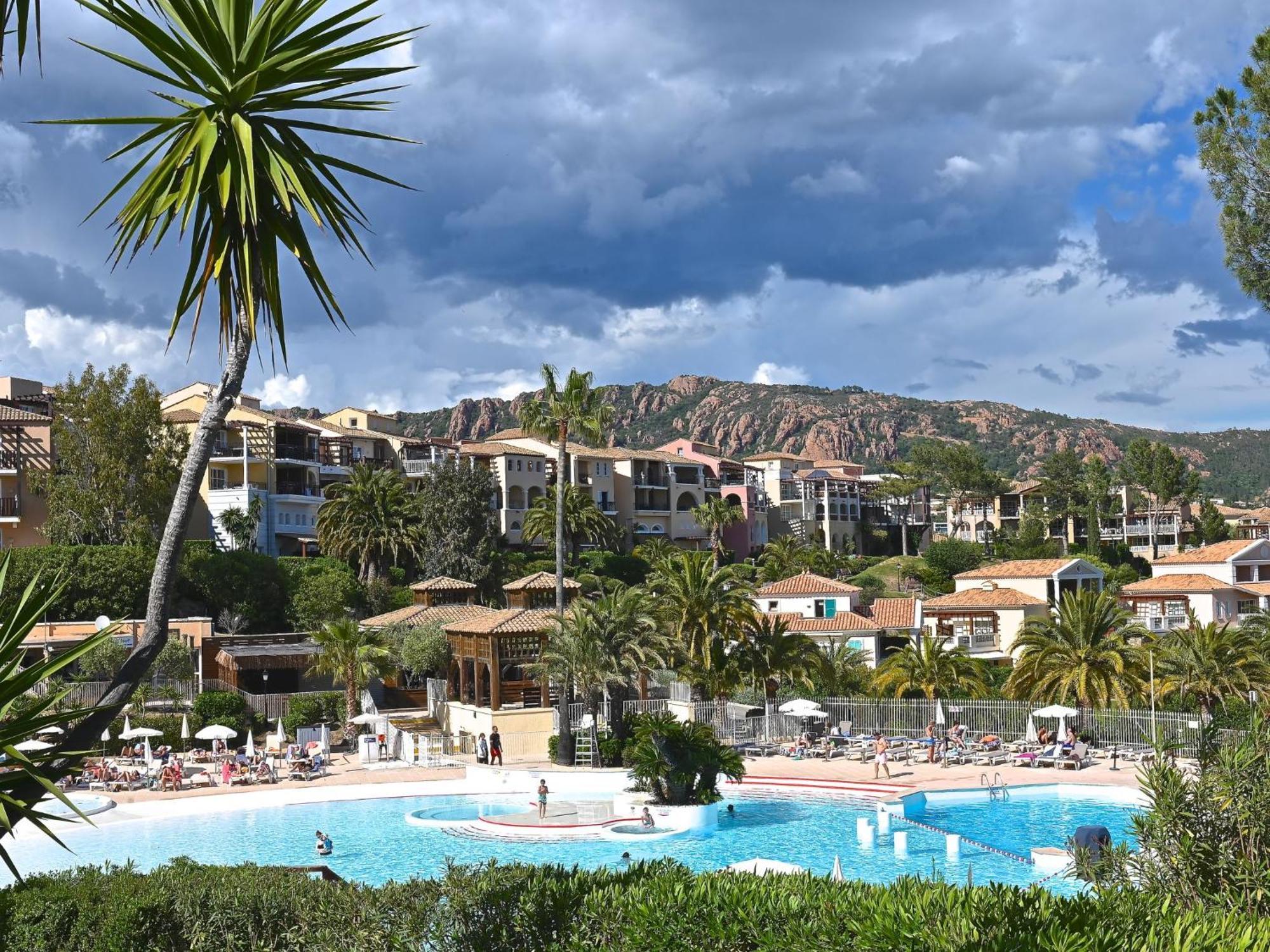 Apartment Village Cap Esterel - L'Esquinade-20 By Interhome Saint-Raphael  Exterior photo